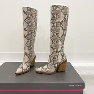 Vince Camuto Gravana Knee High Boot Natural Warm Roccia Snakeprint Size 5